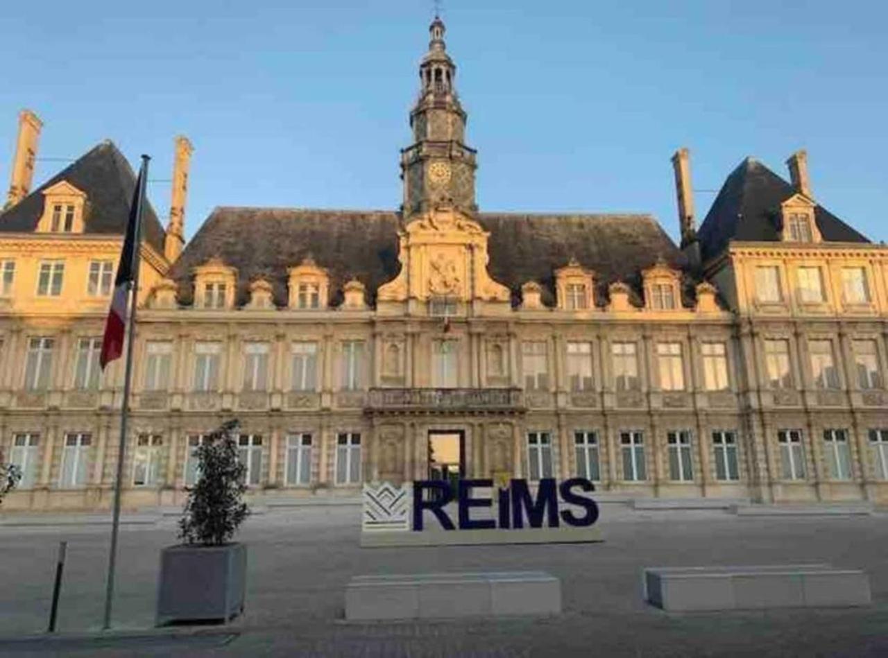 Reims Centre-Ville - 2 Chambres - 6 Personnes Au 1 Er Etage Реймс Екстериор снимка
