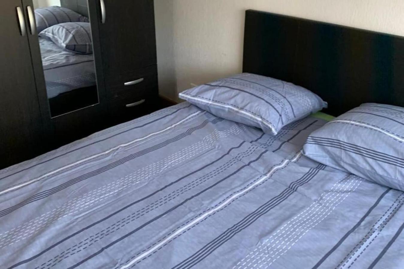 Reims Centre-Ville - 2 Chambres - 6 Personnes Au 1 Er Etage Реймс Екстериор снимка